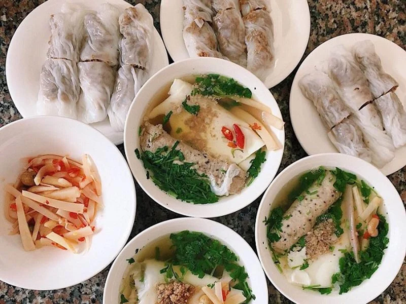 Sự khác biệt giữa món bánh cuốn của ba miền Bắc – Trung – Nam Bánh cuốn trứng Lạng Sơn