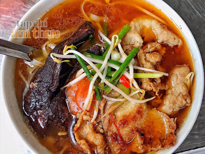 Khám phá hương vị độc đáo của món phở gan cháy