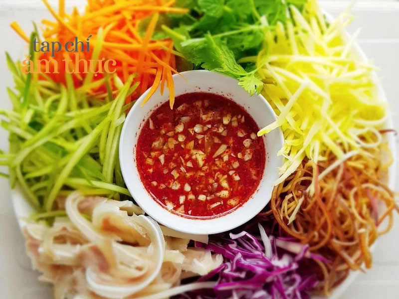 Những món nộm giải cứu ngấy mỡ ngày Tết