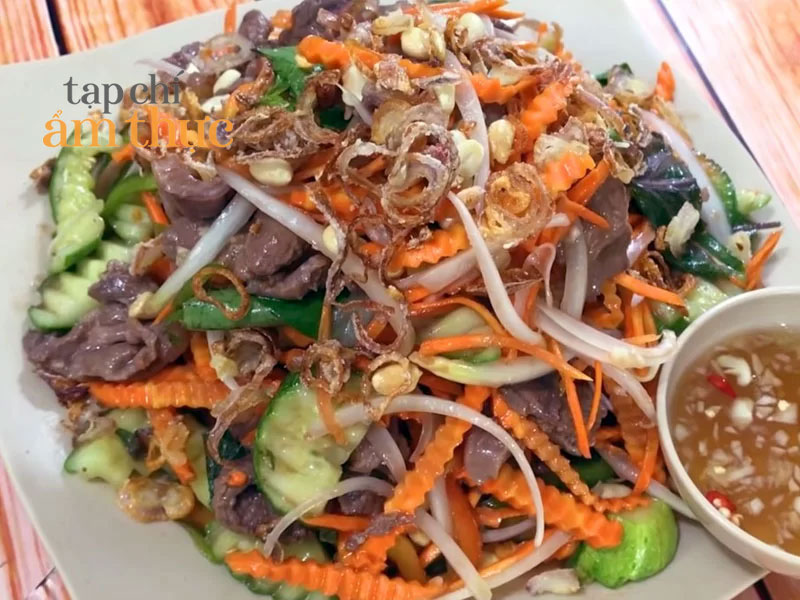 Những món nộm giải cứu ngấy mỡ ngày Tết