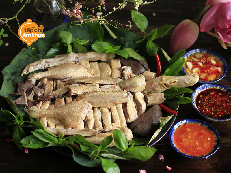 Món thịt vịt luộc dân dã và đầy dinh dưỡng
