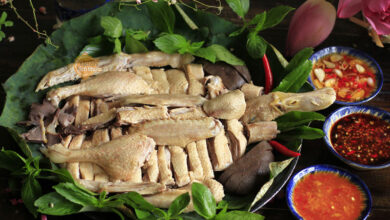 Món thịt vịt luộc dân dã và đầy dinh dưỡng