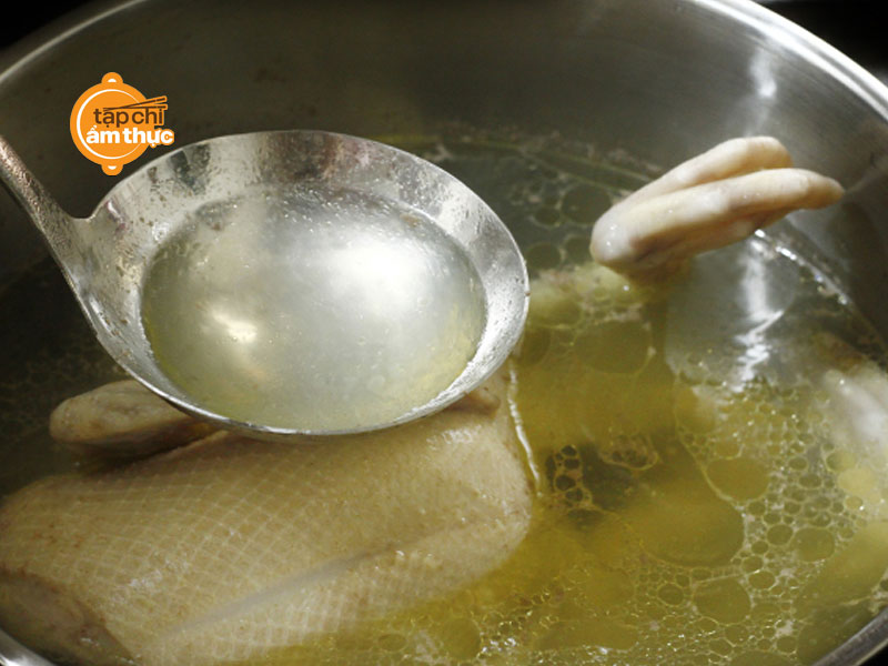 Món thịt vịt luộc dân dã và đầy dinh dưỡng