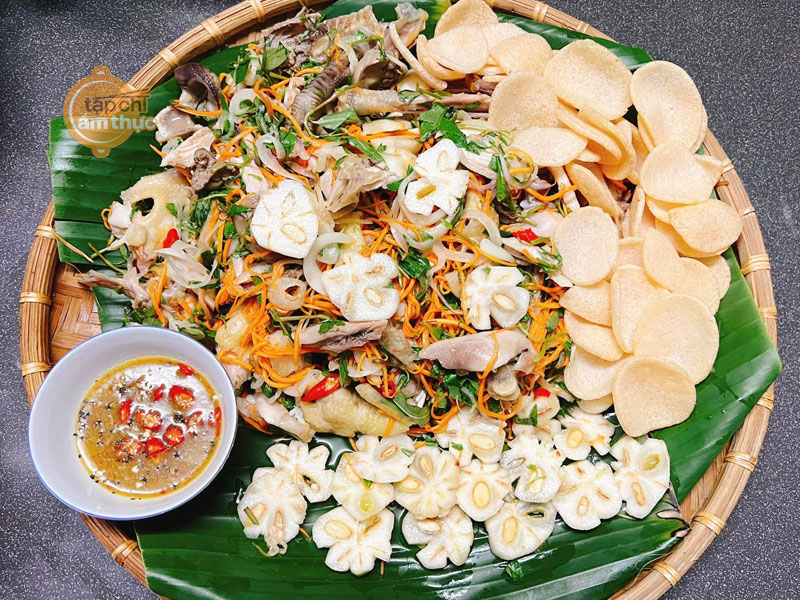 Cháo môn lươn, gỏi gà măng cụt, bánh bèo bì được vinh danh