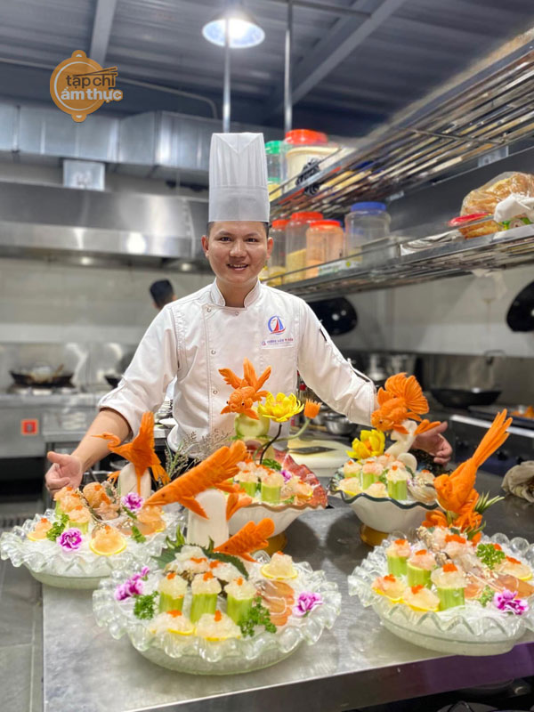 Chef Nguyễn Văn Minh và con đường nghệ thuật ẩm thực Việt Chef Nguyễn Văn Minh và con đường nghệ thuật ẩm thực Việt