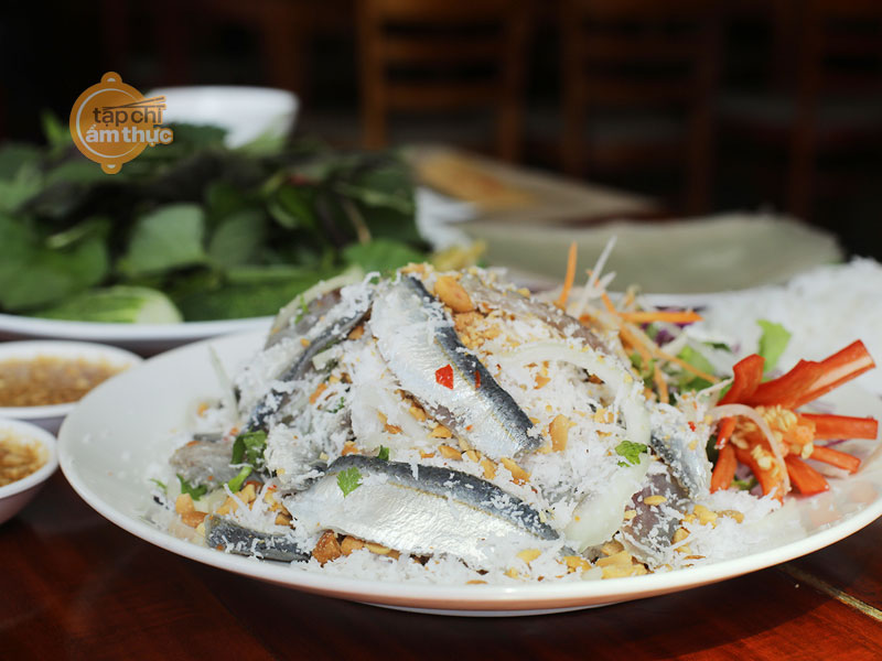 Khám phá hương vị đặc sản: gỏi cá trích Hà Tĩnh