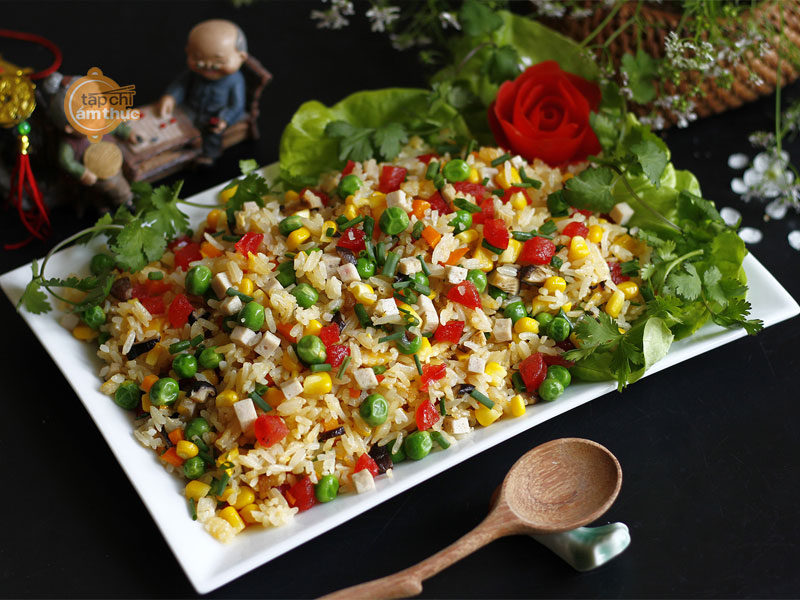 Khám phá món cơm rang Dương Châu độc đáo