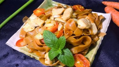 Bánh đa xào thịt - Món ăn dễ làm nhưng ngon khó cưỡng Bánh đa xào thịt - Món ăn dễ làm nhưng ngon khó cưỡng