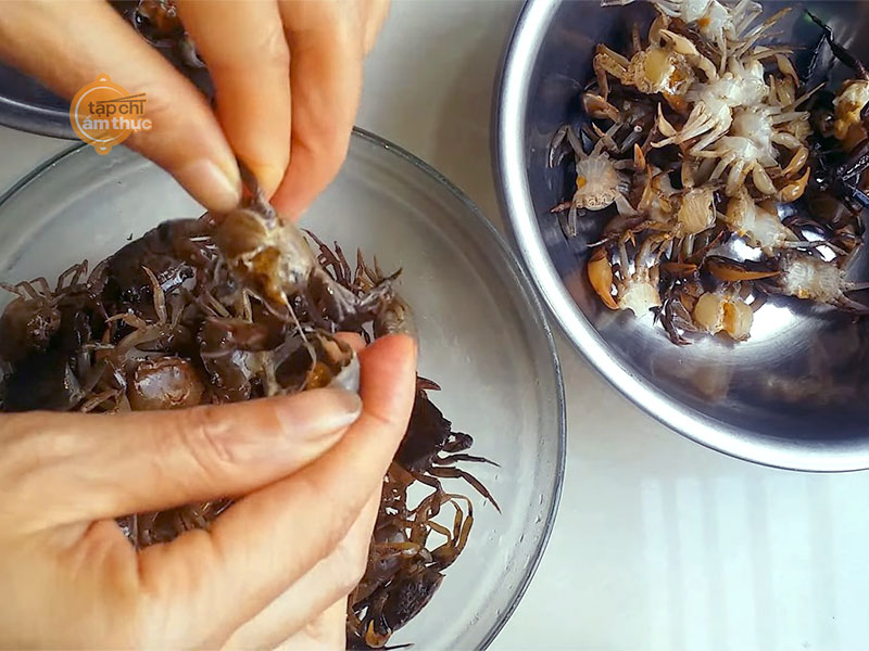 Canh cua hoa thiên lý bổ dưỡng và giải nhiệt