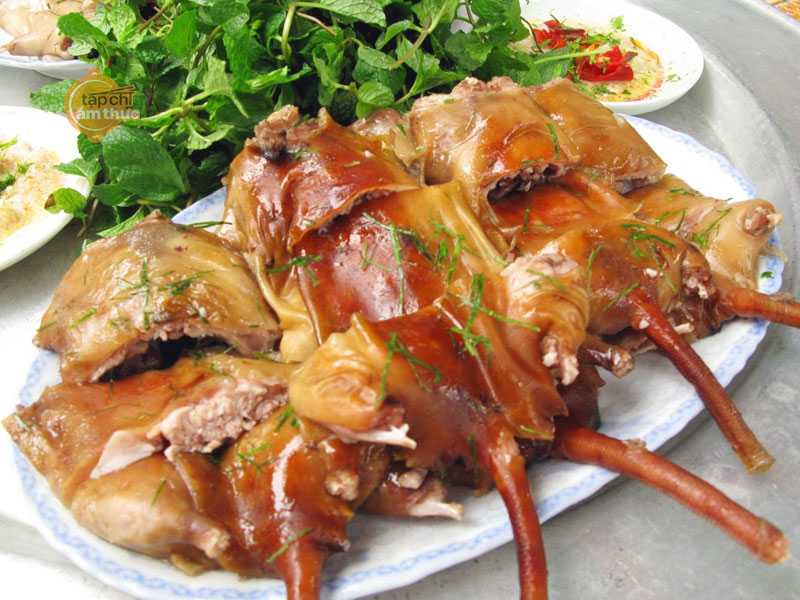 Cỗ thịt chuột Đình Bảng - Bắc Ninh