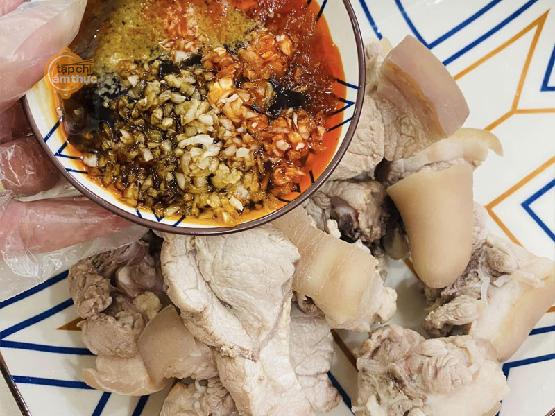 Món đuôi heo hầm bia - hương vị độc đáo Món đuôi heo hầm bia - hương vị độc đáo