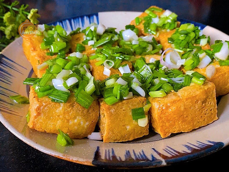 Đậu hũ chiên mắm hành hương vị đặc biệt đầy hấp dẫn