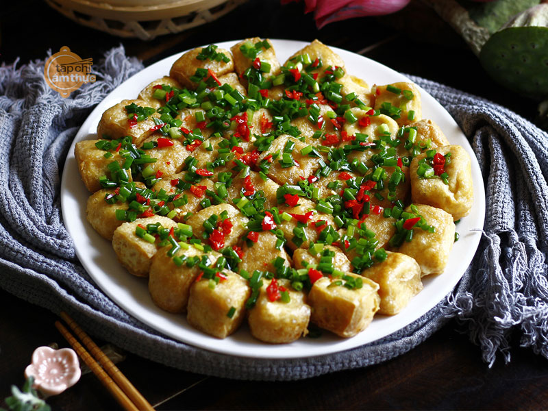 Đậu hũ chiên mắm hành hương vị đặc biệt đầy hấp dẫn