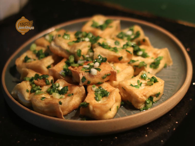 Đậu hũ chiên mắm hành hương vị đặc biệt đầy hấp dẫn