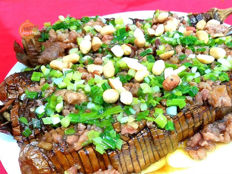 Món cà tím nhồi thịt hấp mỡ hành Món cà tím nhồi thịt hấp mỡ hành