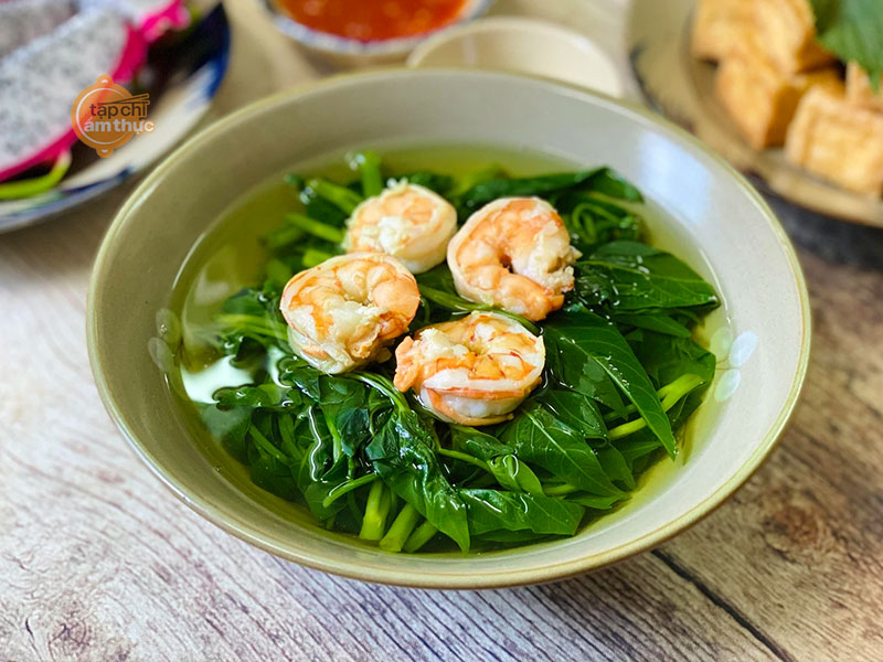 Món canh chua tôm rau muống mới lạ
