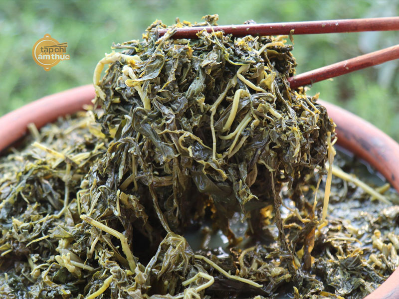 Rau sắn muối chua món ăn mộc mạc dân dã