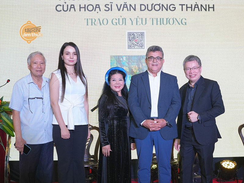 Ẩm thực Việt Nam trong chương trình Trao gửi yêu thương đầy ấn tượng Ẩm thực Việt Nam trong chương trình Trao gửi yêu thương đầy ấn tượng