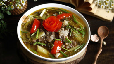 Canh dưa chua thịt bò: Món ăn tuyệt vời cho ngày lạnh Canh dưa chua thịt bò: Món ăn tuyệt vời cho ngày lạnh