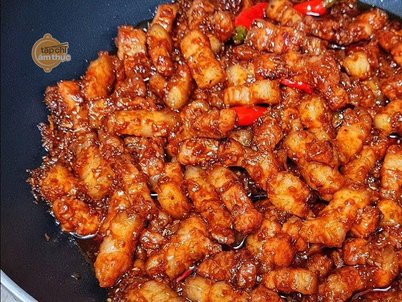 Món ba chỉ xào mắm ruốc ngon đậm đà đón đông Món ba chỉ xào mắm ruốc ngon đậm đà đón đông