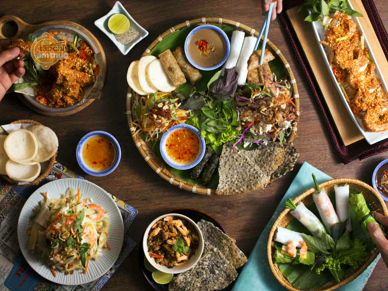 Tinh hoa Ẩm thực Việt ngày càng tỏa sáng từ những đầu bếp giỏi Tinh hoa Ẩm thực Việt ngày càng tỏa sáng từ những đầu bếp giỏi