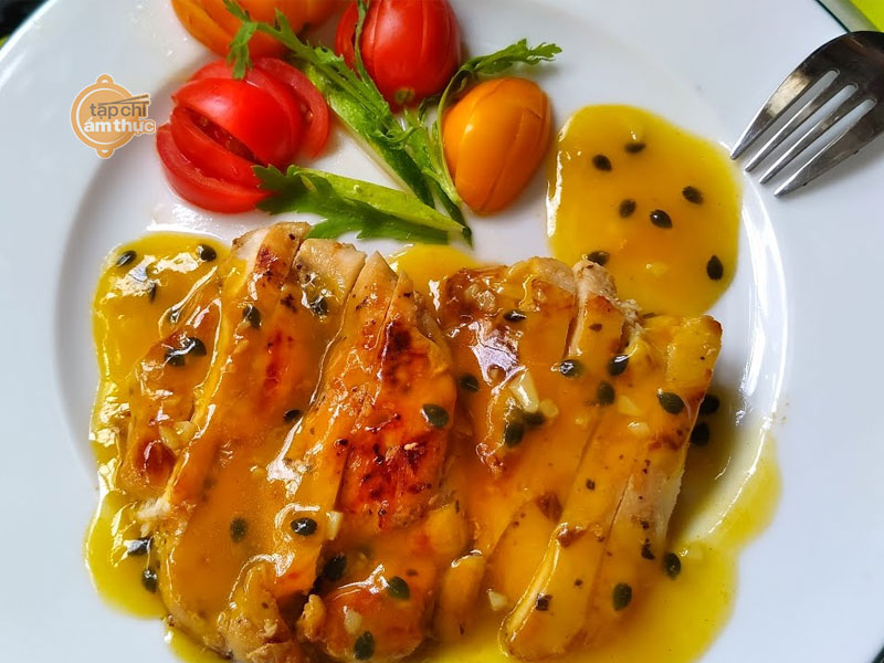Cá áp chảo sốt chanh dây hấp dẫn và giàu dinh dưỡng