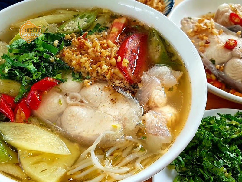 Canh cá nấu quả dọc theo kiểu miền Bắc