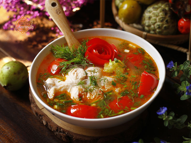 Canh cá nấu quả dọc theo kiểu miền Bắc