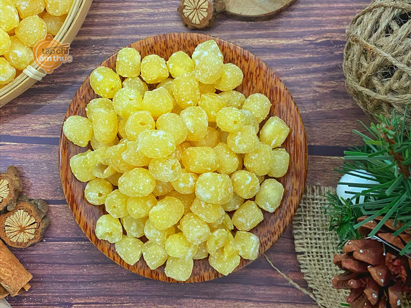 Mứt Tết bát bảo - Món ăn vặt ngày Tết không thể thiếu