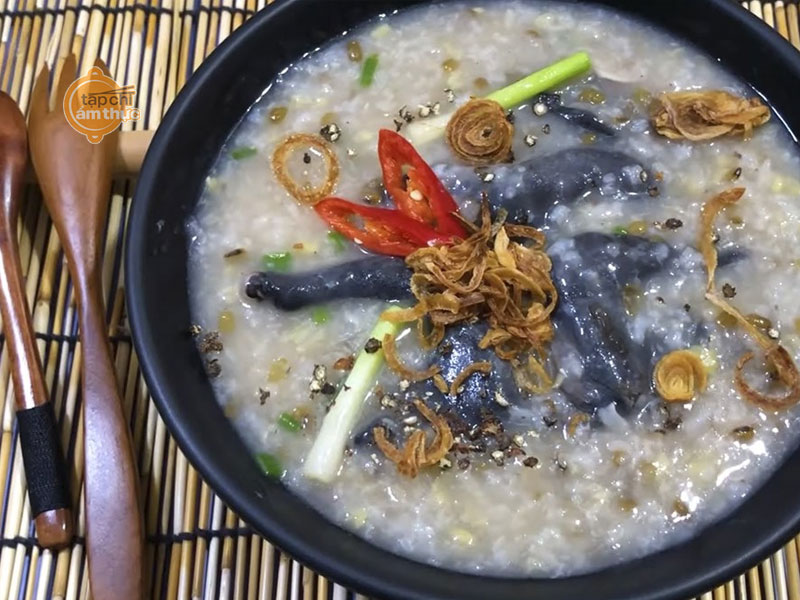 Cháo đậu xanh thịt gà cho mùa hè bớt nóng