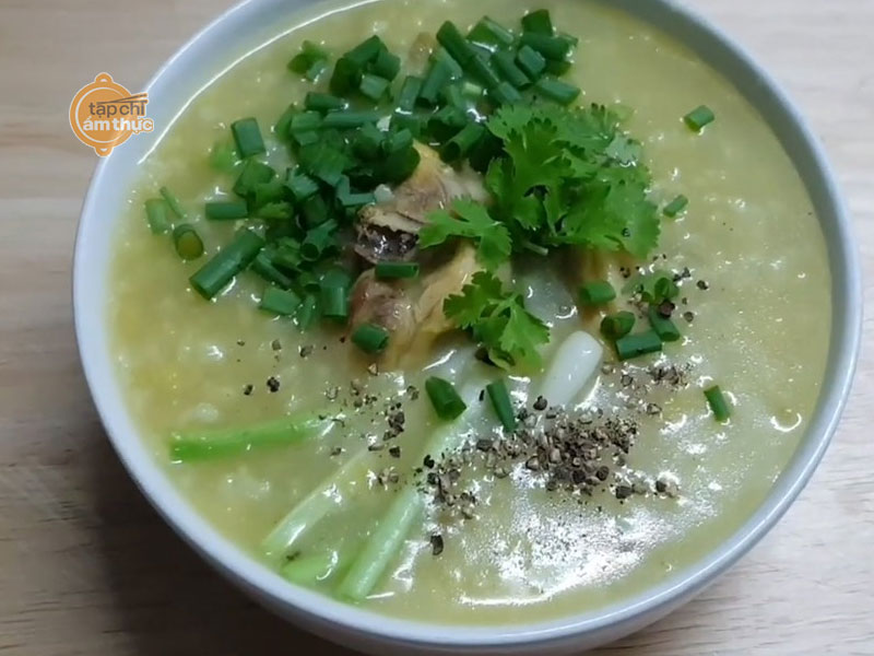 Cháo đậu xanh thịt gà cho mùa hè bớt nóng